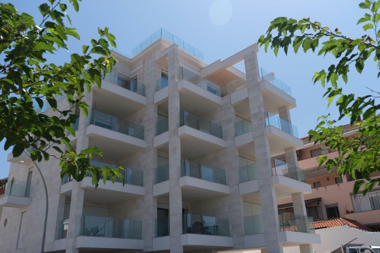 Almar By Alma Di Apartment